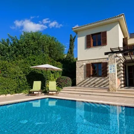 “the Secret To Enjoying The Holiday Of A Lifetime” Kedros Villa