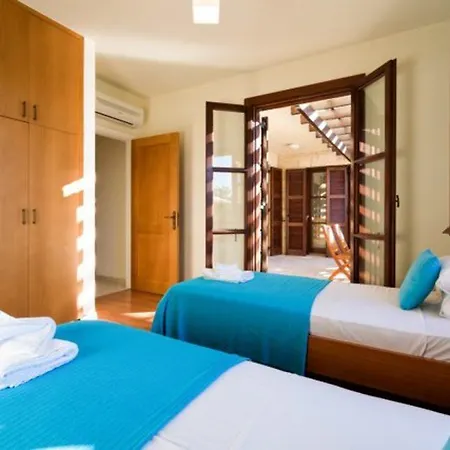 Villa “the Secret To Enjoying The Holiday Of A Lifetime” Kedros Kouklia