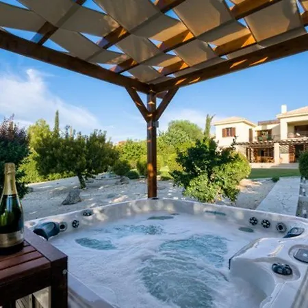 “the Secret To Enjoying The Holiday Of A Lifetime” Kedros Kouklia